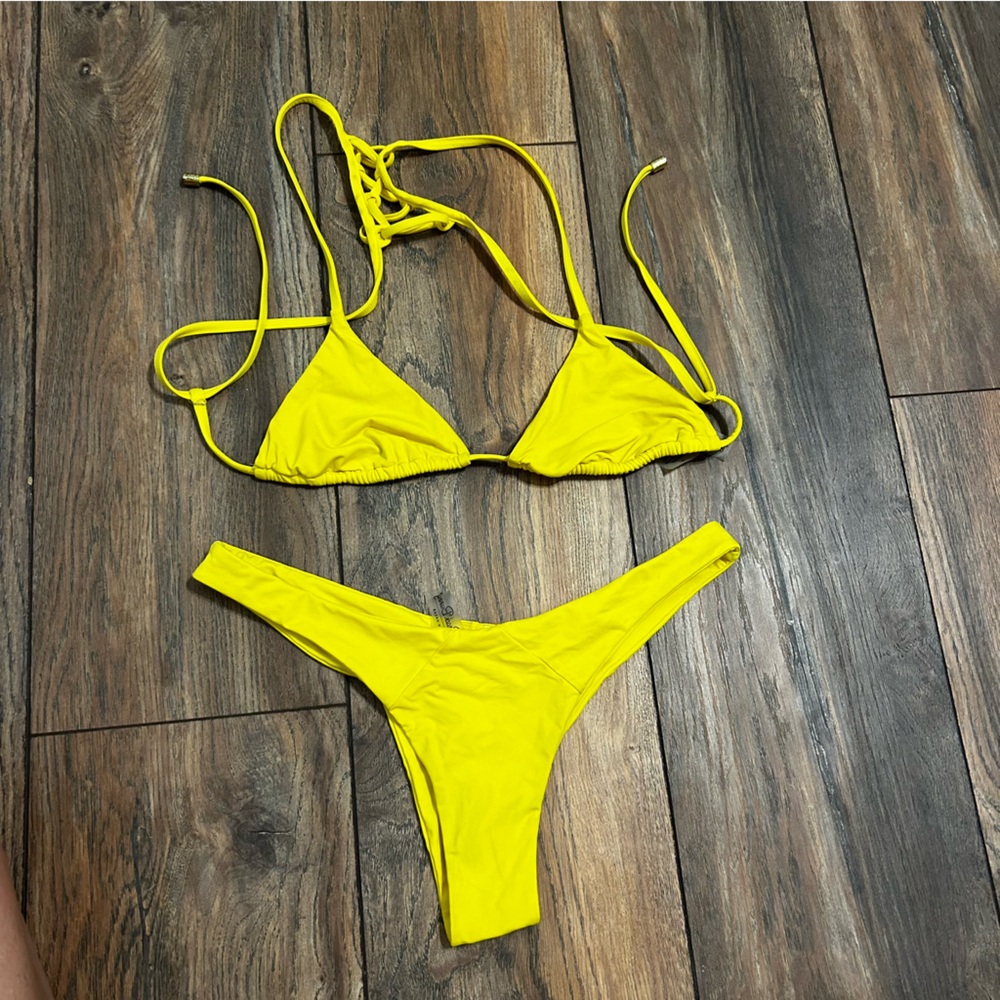 Beach Bunny Bikini Set